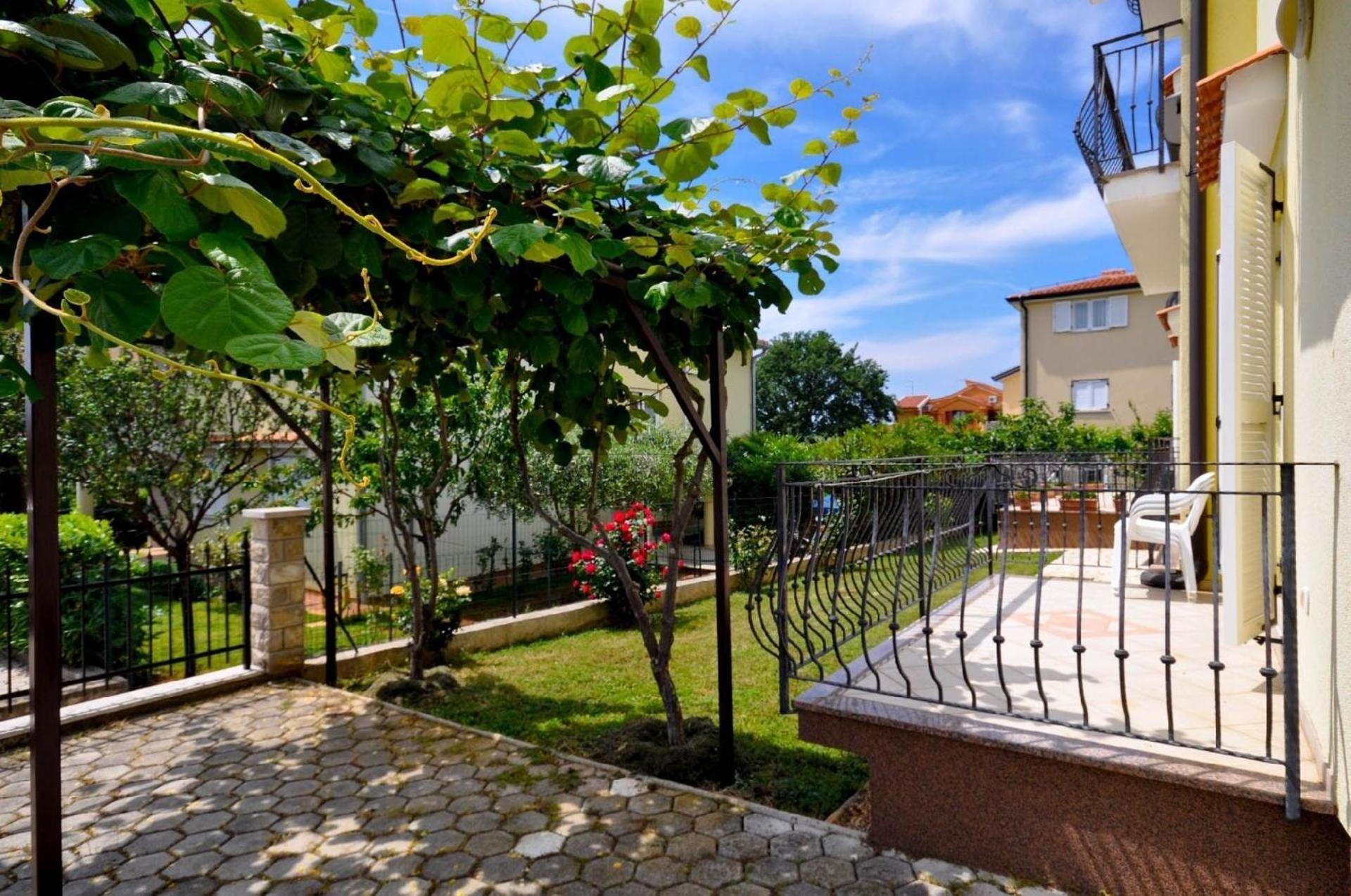 Ferienwohnung Fuer 2 Personen 30 M2 In Novigrad, Istrien Karpinjan Exteriér fotografie